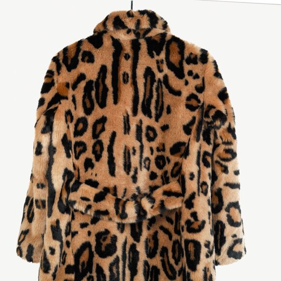 Stand Alexa Beige Black Leopard Faux Fur Coat - Picture 3 of 9